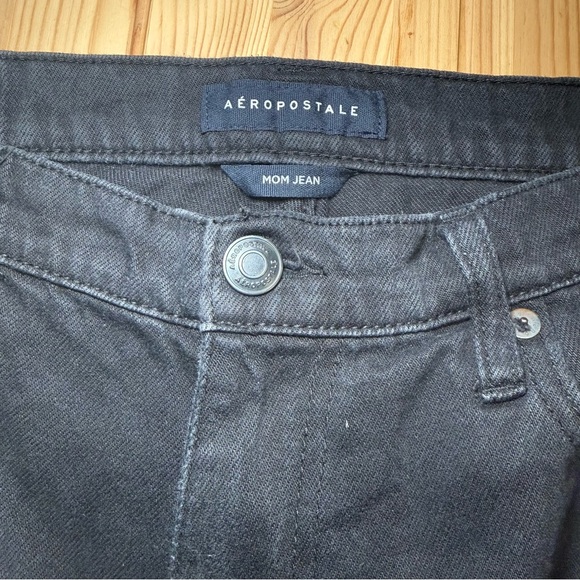 Aeropostale Mom Jeans Womens 12 Black Denim Midrise Cotton Streetwear Distressed - Picture 3 of 7